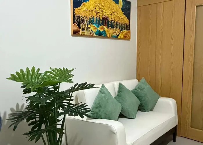 Aparthotel Lamierda Heights 1 *